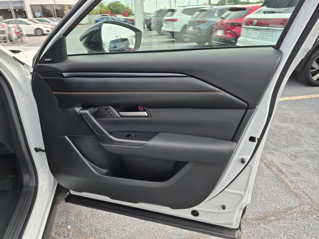 Used 2025 MAZDA CX-50 AWD 2.5 Hybrid w/ Premium Pkg image 29
