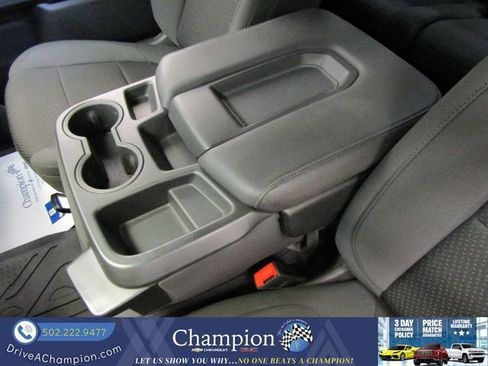 Used 2022 Chevrolet Silverado 2500 Custom w/ Custom Value Package AWD/4WD image 34
