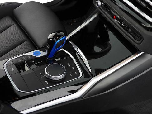 Certified 2023 BMW i4 eDrive35 w/ Premium Package RWD image 15