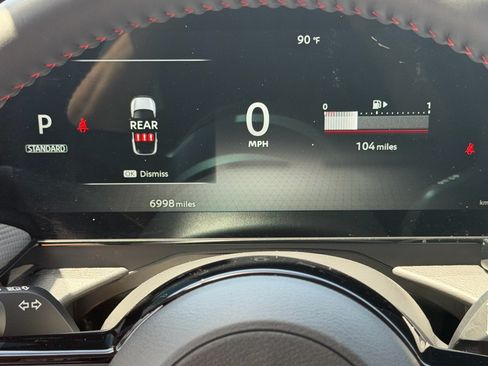 Certified 2025 Nissan Kicks SR FWD image 23