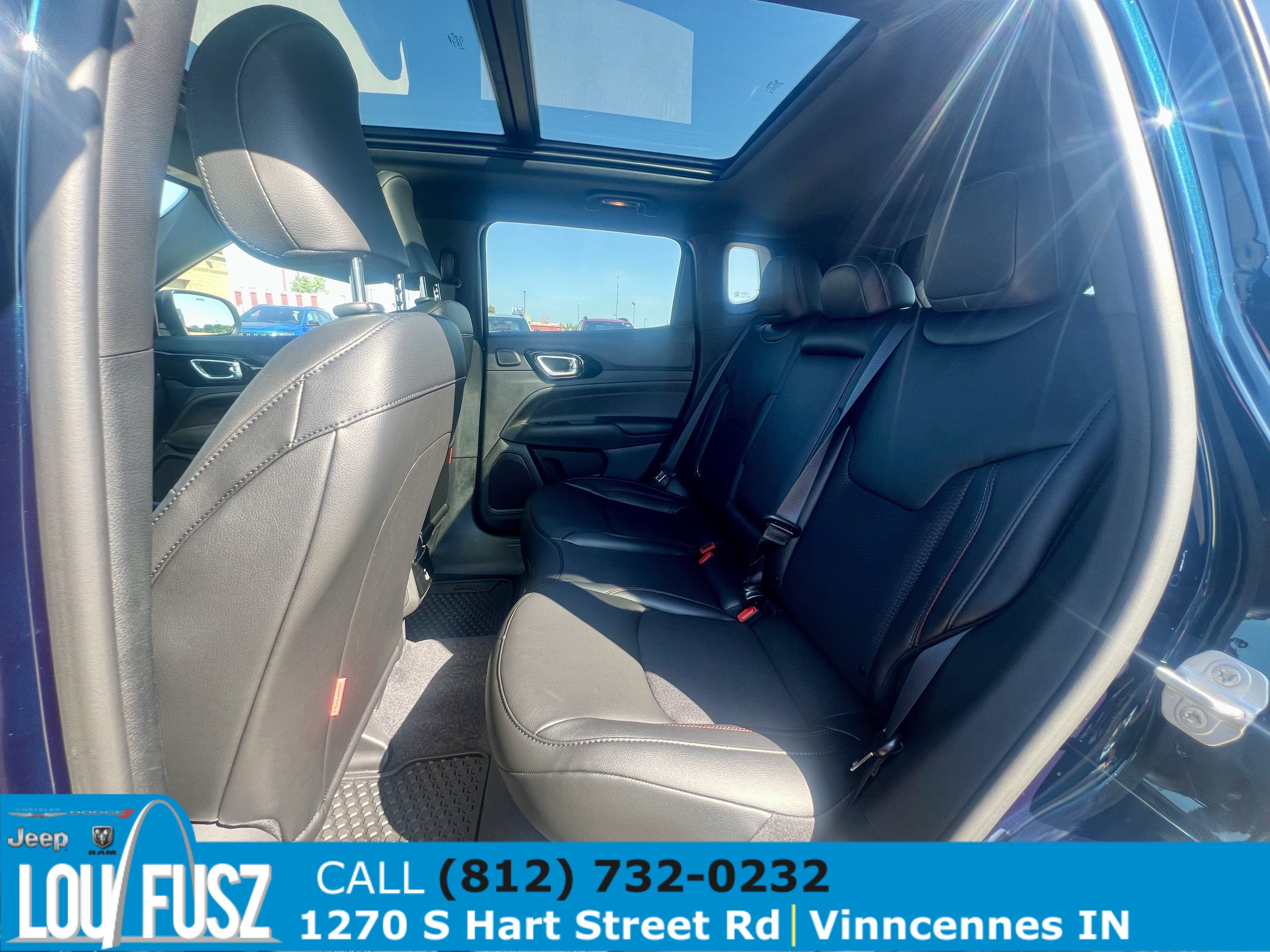 New 2026 Jeep Compass Trailhawk w/ Sun, Sound & Navigation Group AWD/4WD image 16