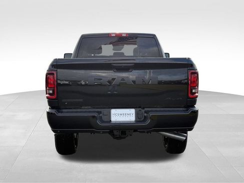 New 2026 RAM 2500 Big Horn AWD/4WD image 5
