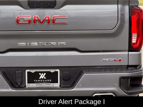 Used 2021 GMC Sierra 1500 AT4 w/ AT4 Value Package AWD/4WD image 5