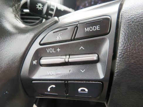 Used 2019 Hyundai Kona SEL image 24