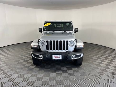 Used 2022 Jeep Gladiator Sport AWD/4WD image 2