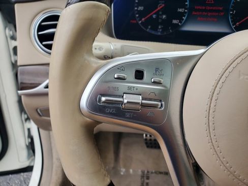 Used 2019 Mercedes-Benz S 560 Sedan w/ AMG Line Exterior image 19