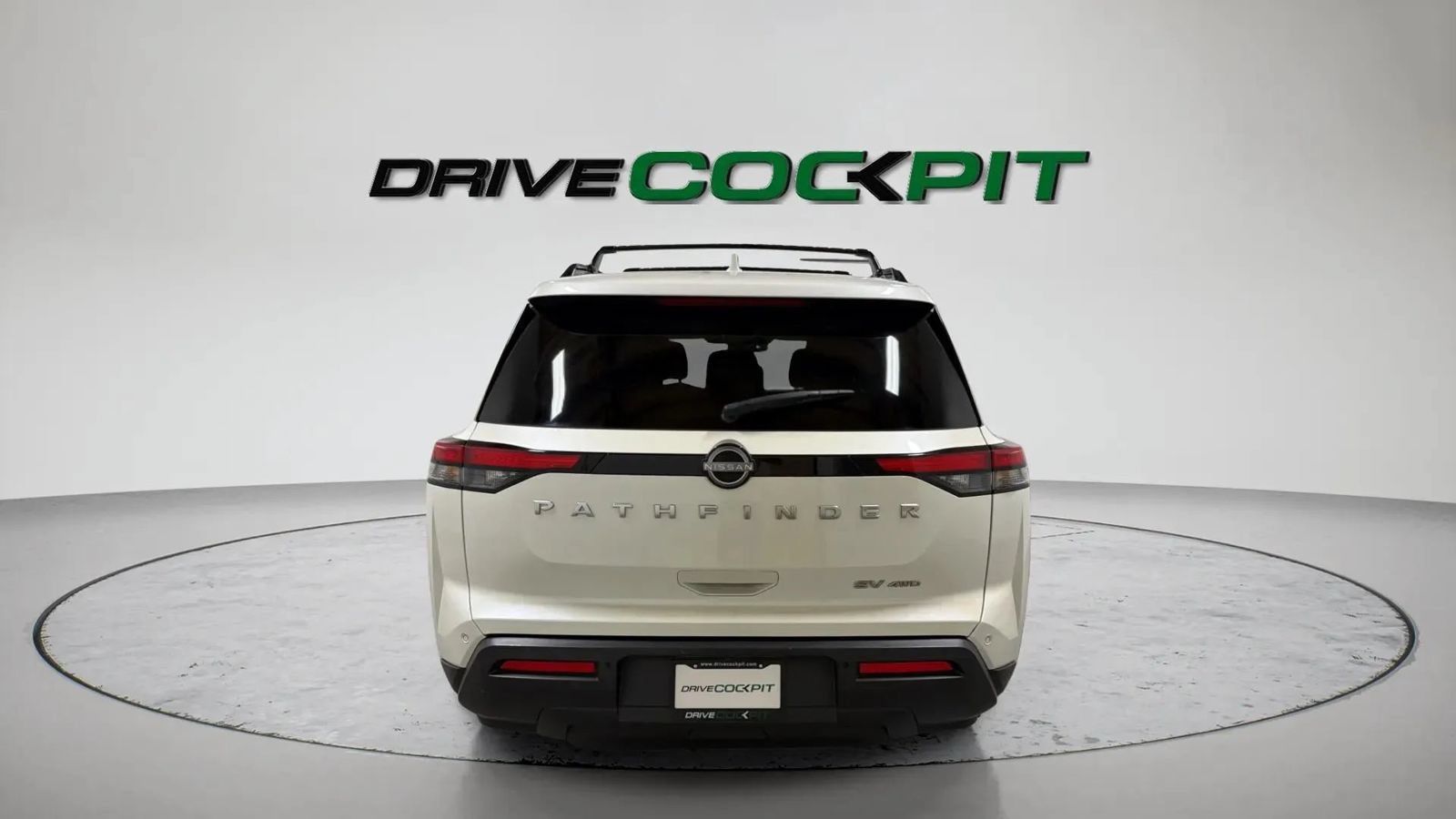 Used 2023 Nissan Pathfinder SV AWD/4WD image 6