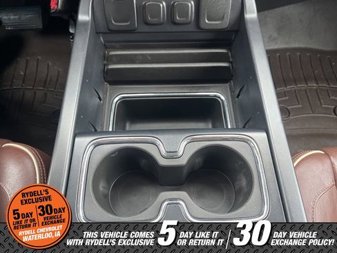 Used 2015 Chevrolet Silverado 2500 High Country w/ Duramax Plus Package image 35