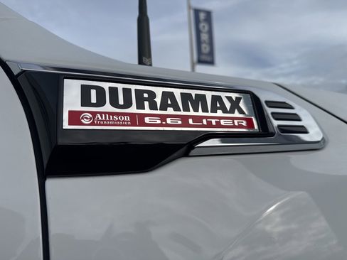 Used 2024 GMC Sierra 2500 Denali w/ Denali Reserve Package image 5