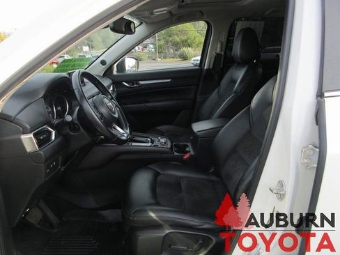 Used 2020 MAZDA CX-5 Touring image 13