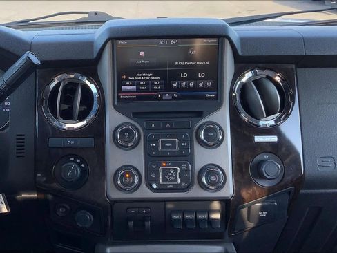 Used 2015 Ford F250 Platinum image 6