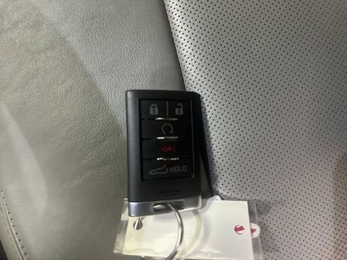 Used 2014 Chevrolet Corvette Stingray Coupe w/ 2LT Preferred Equipment Group image 31