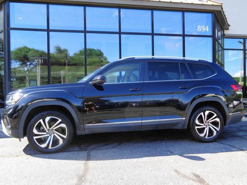 Used 2022 Volkswagen Atlas SEL AWD/4WD image 8
