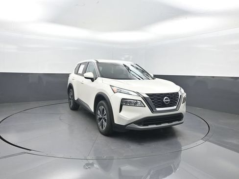 Used 2023 Nissan Rogue SV AWD/4WD image 3