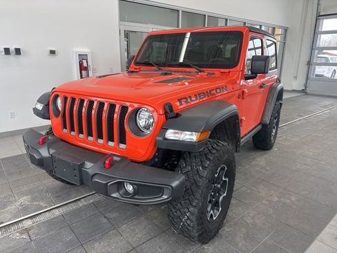 Used 2023 Jeep Wrangler Rubicon w/ Cold Weather Group AWD/4WD image 3