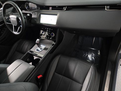 Used 2023 Land Rover Range Rover Evoque R-Dynamic S AWD/4WD image 19