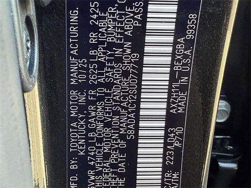 New 2025 Lexus ES 300h w/ Premium Package image 20