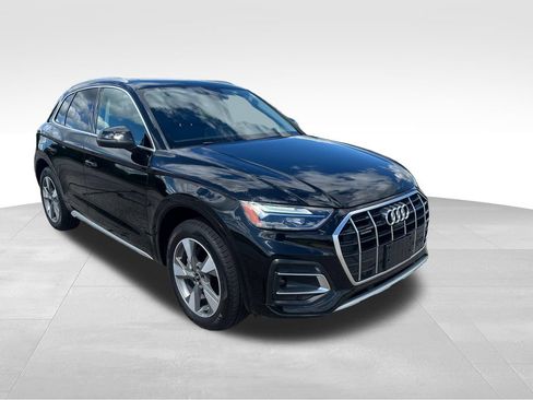 Used 2022 Audi Q5 2.0T Premium Plus w/ Premium Plus Package AWD/4WD image 7