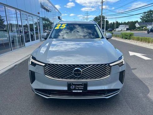 Certified 2025 Volvo XC90 B6 Plus AWD/4WD image 7