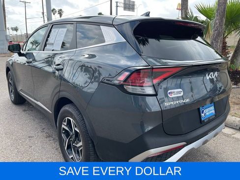 Used 2023 Kia Sportage LX AWD/4WD image 5
