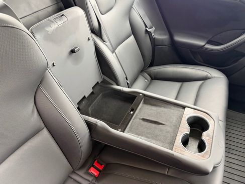 Used 2021 Tesla Model S Plaid image 30