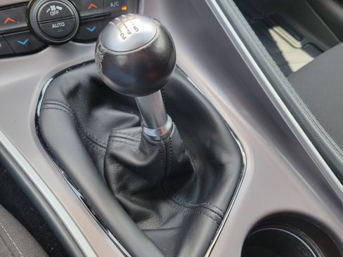 Used 2022 Dodge Challenger R/T Scat Pack RWD image 32