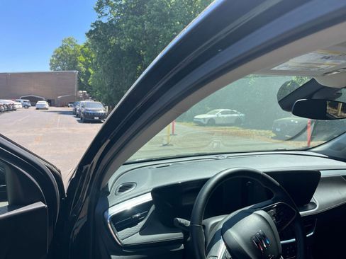 Used 2025 Buick Encore GX Preferred image 33