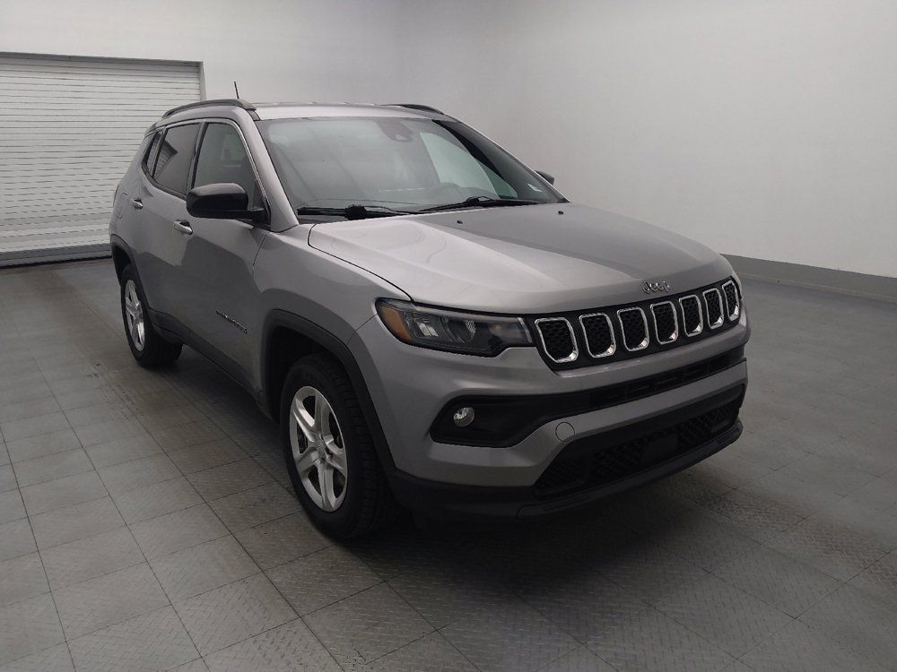 Used 2023 Jeep Compass Latitude AWD/4WD image 13