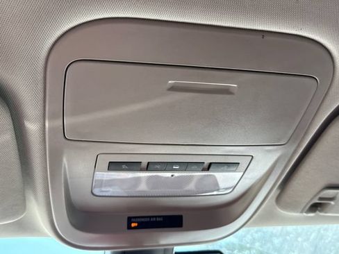 Used 2018 GMC Canyon Denali AWD/4WD image 17