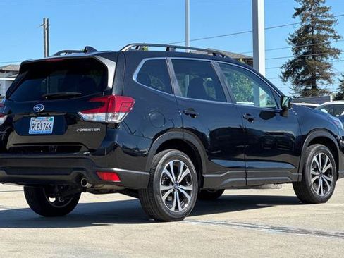 Used 2024 Subaru Forester Limited AWD/4WD image 3