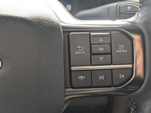 Used 2024 Ford F350 Platinum w/ FX4 Off-Road Package image 31