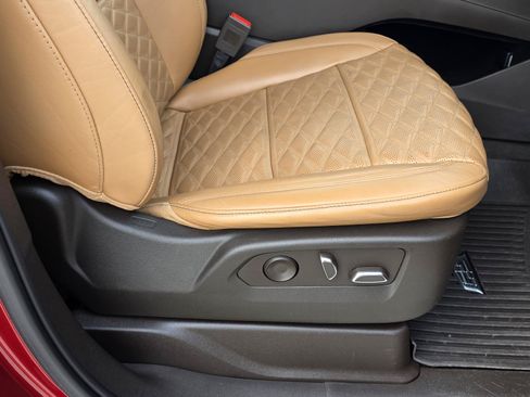 Certified 2023 Cadillac Escalade Premium Luxury RWD image 25