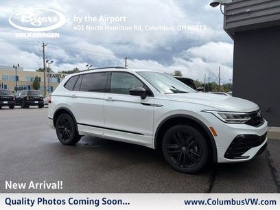 Used 2022 Volkswagen Tiguan SE R-Line