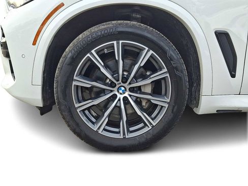 Certified 2023 BMW X5 xDrive40i w/ M Sport Package image 5