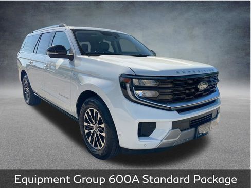 Used 2025 Ford Expedition Max Platinum AWD/4WD image 2