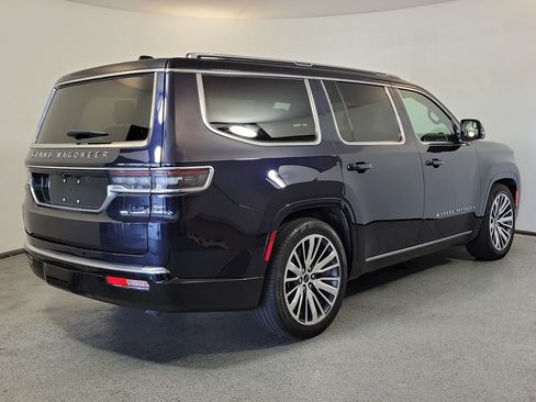 Used 2025 Jeep Grand Wagoneer 4WD image 6