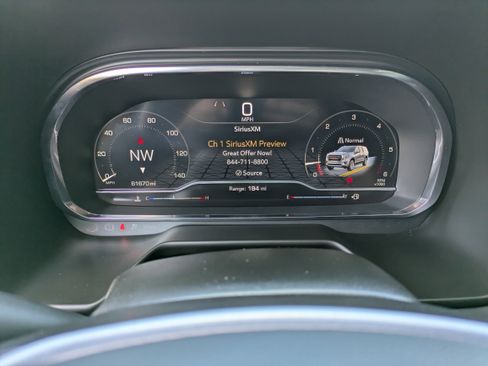 Used 2023 GMC Yukon SLT image 27