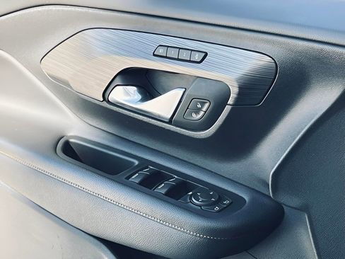 Used 2021 GMC Terrain SLT w/ Infotainment Package II image 29