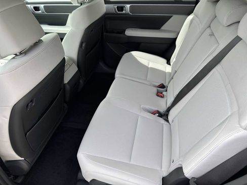 New 2026 Hyundai Santa Fe SE image 19