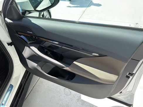 New 2027 BMW 530i RWD image 14