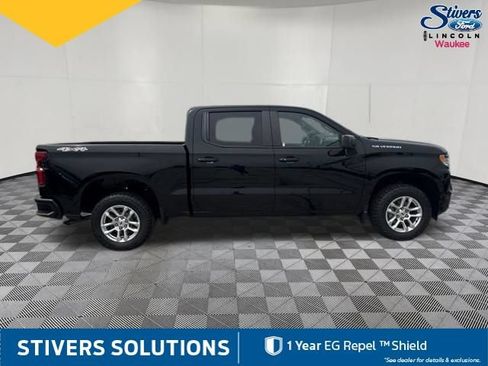 Used 2023 Chevrolet Silverado 1500 RST AWD/4WD image 5