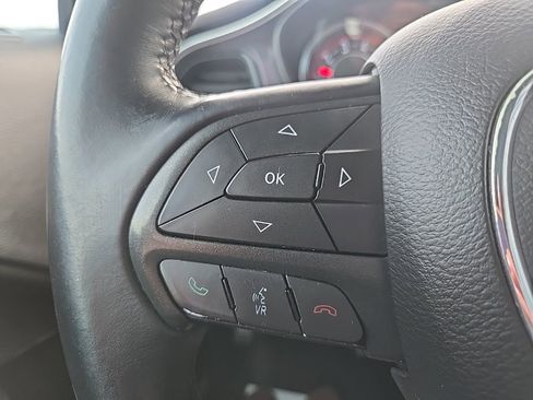 Used 2015 Dodge Challenger SXT w/ Sound Group image 37