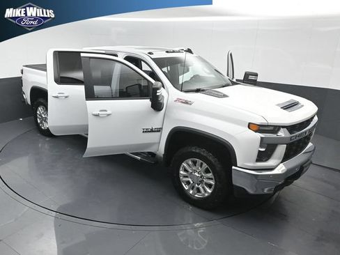 Used 2020 Chevrolet Silverado 2500 LT w/ Texas Edition AWD/4WD image 25