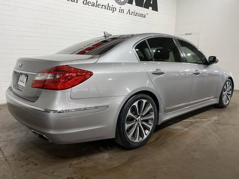 Used 2012 Hyundai Genesis 5.0 R-Spec image 3