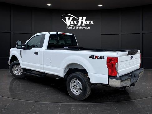 Used 2022 Ford F250 XL w/ Power Equipment Group AWD/4WD image 4