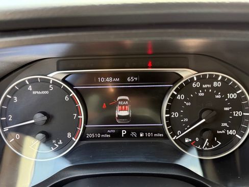 Used 2025 Nissan Rogue SV AWD/4WD image 30