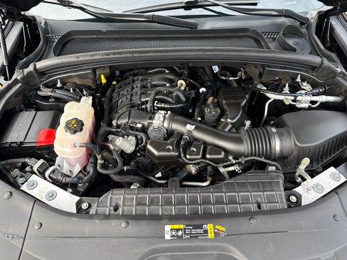 Used 2023 Jeep Grand Cherokee L Limited w/ Luxury Tech Group II image 20