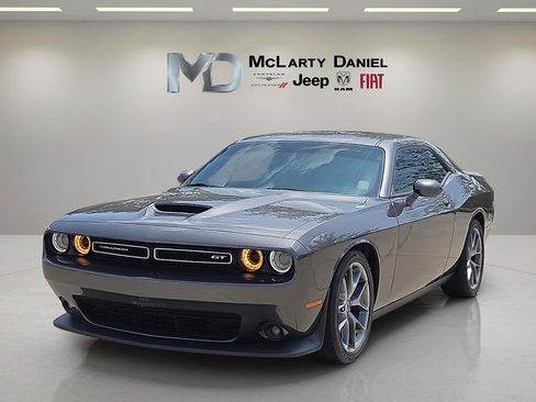 Used 2022 Dodge Challenger GT RWD image 2
