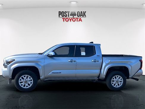 New 2026 Toyota Tacoma SR5 image 4