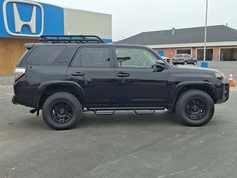 Used 2024 Toyota 4Runner TRD Pro AWD/4WD image 7